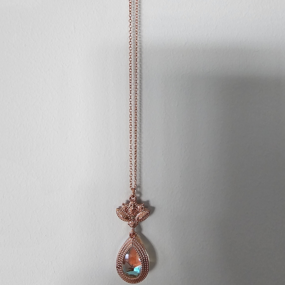 Necklace - Picture 4 of 4